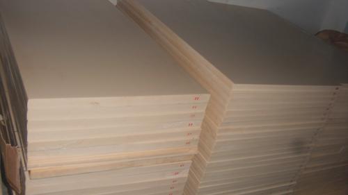 深圳廠家現(xiàn)貨供應(yīng)ESD225防靜電進(jìn)口賽鋼板黑色白色